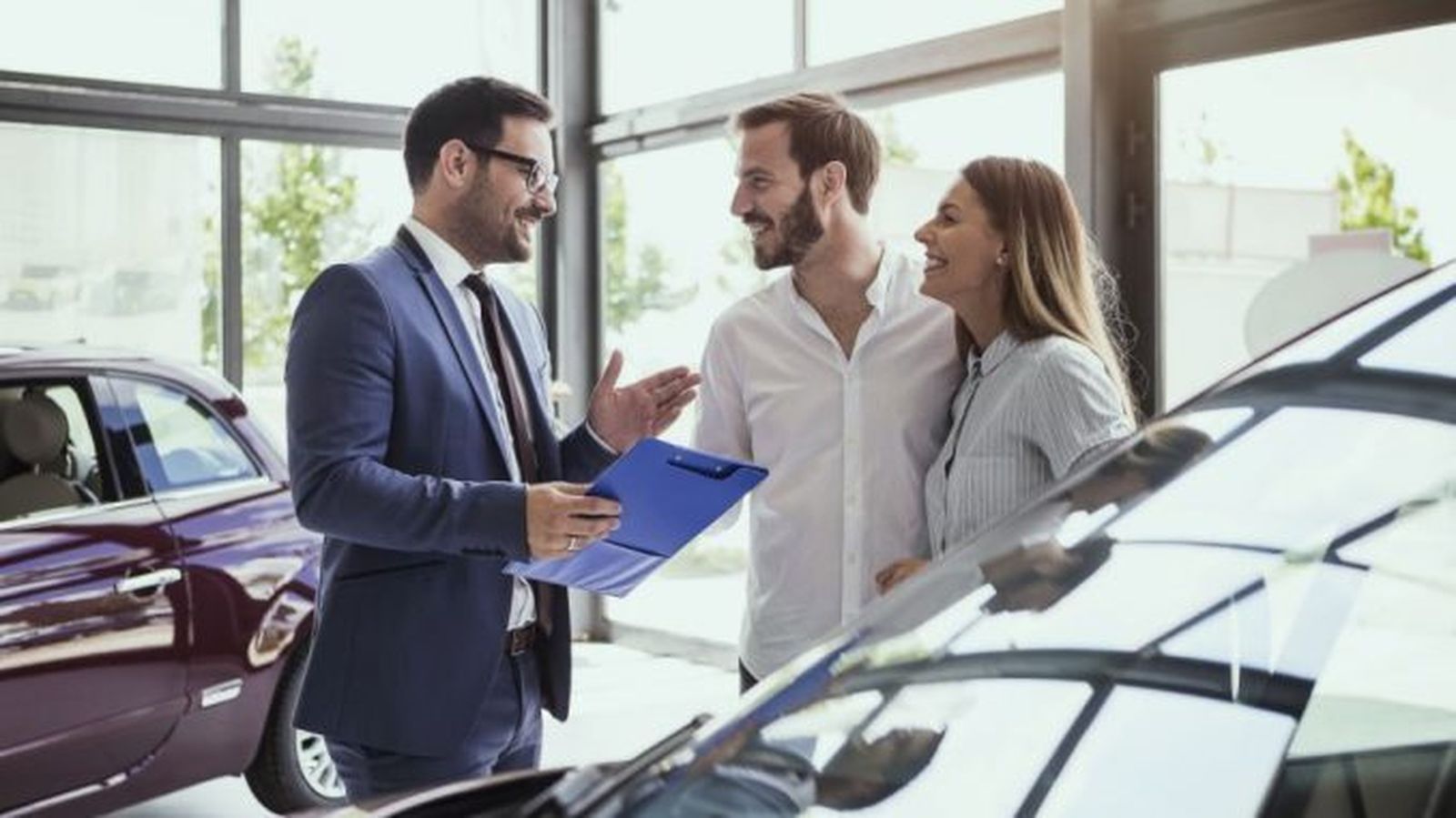 Si buscas comprar un coche en 2022, ten en cuenta estas bonificaciones