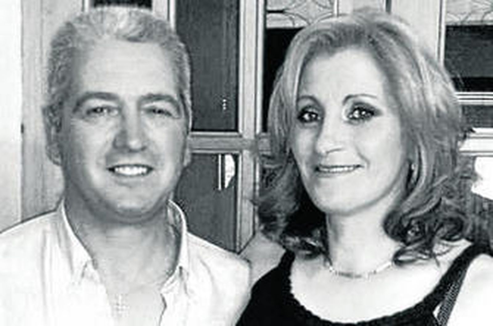 María Dolores R.L.,  junto a la víctima.