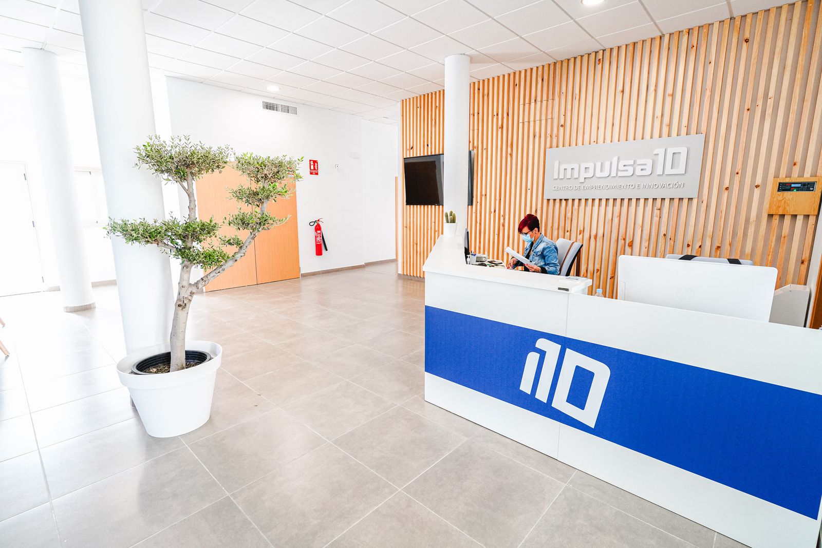 El nuevo Centro de Emprendimiento e Innovación Impulsa 10 de Pozoblanco, en fotografías