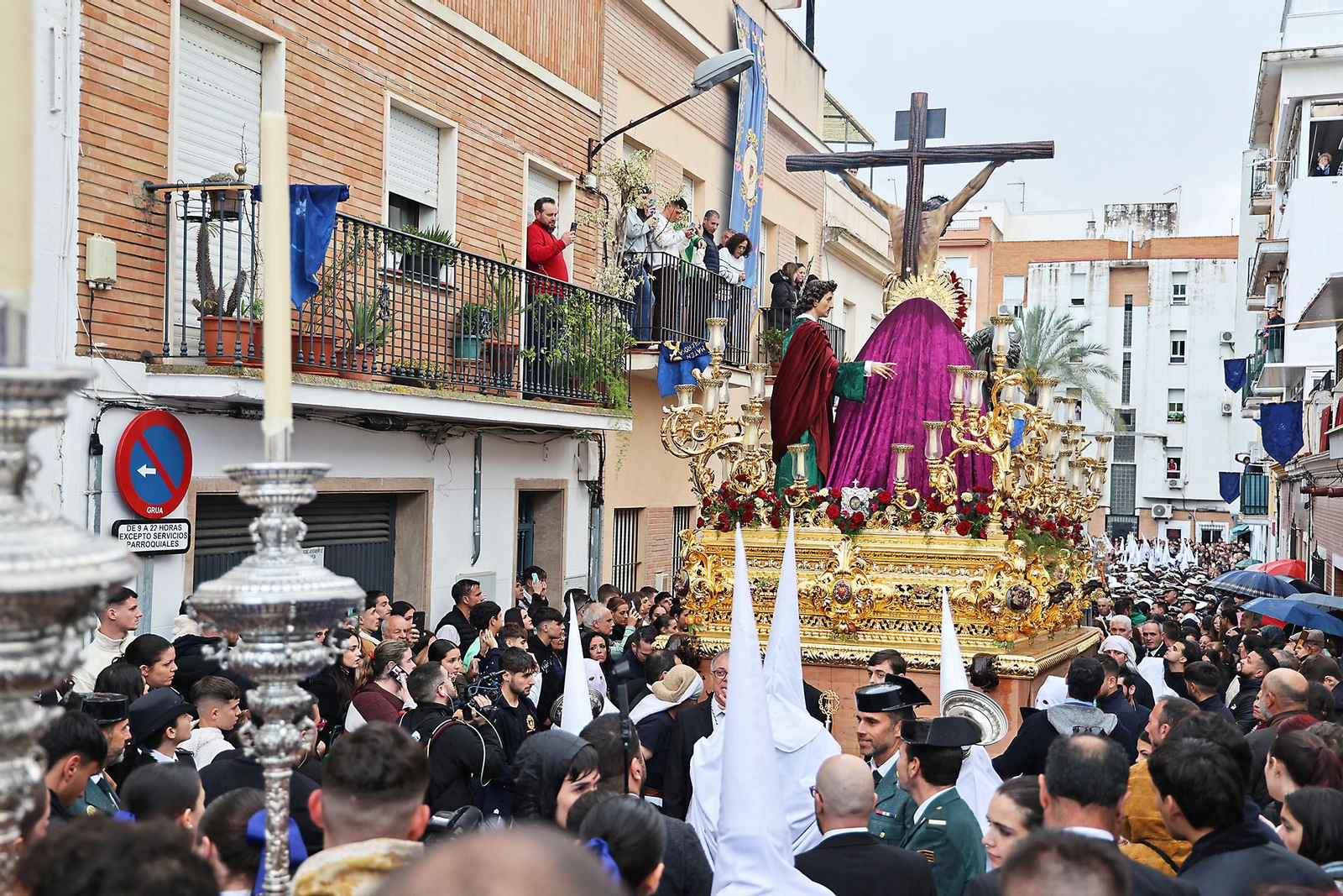 Las mejores imágenes del Martes Santo en Huelva: La Hermandad de La Lanzada