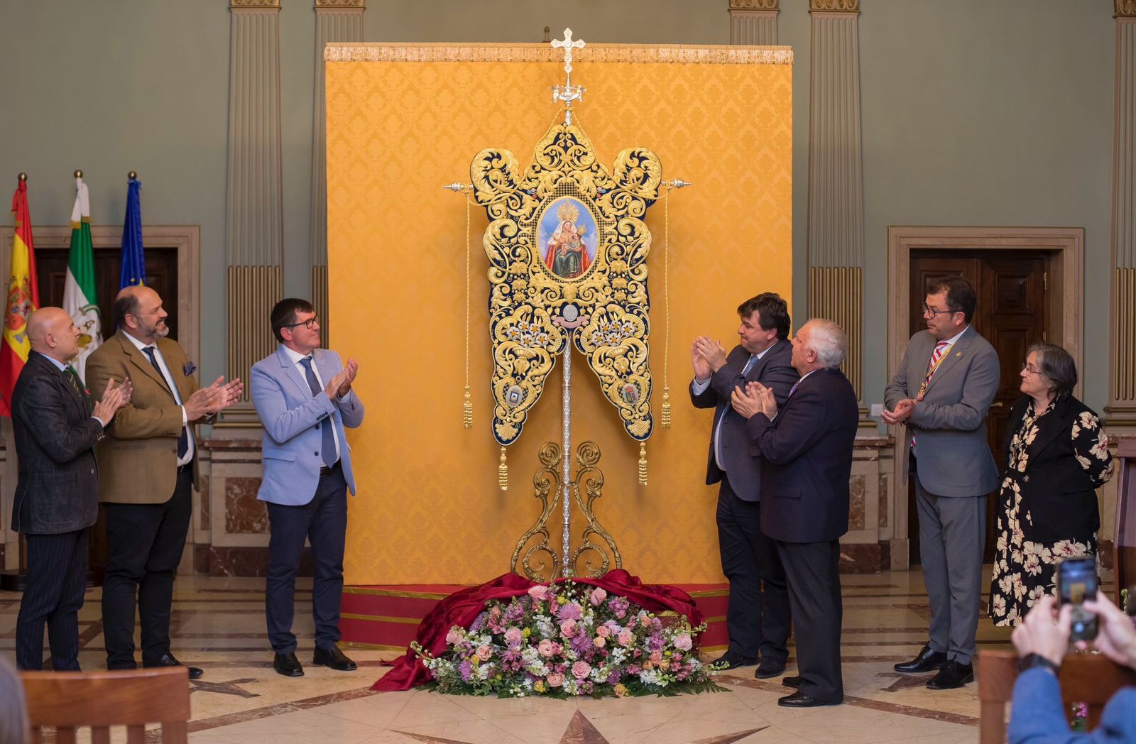 Presentación del nuevo Simpecado de la Hermandad de La Peña de Huelva.