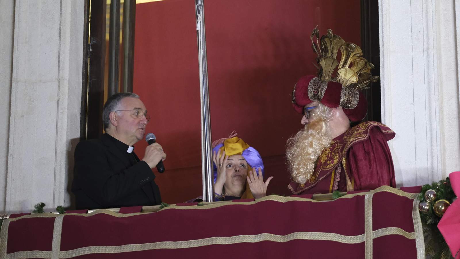 Imágenes de la Cabalgata de los Reyes Magos en Almería