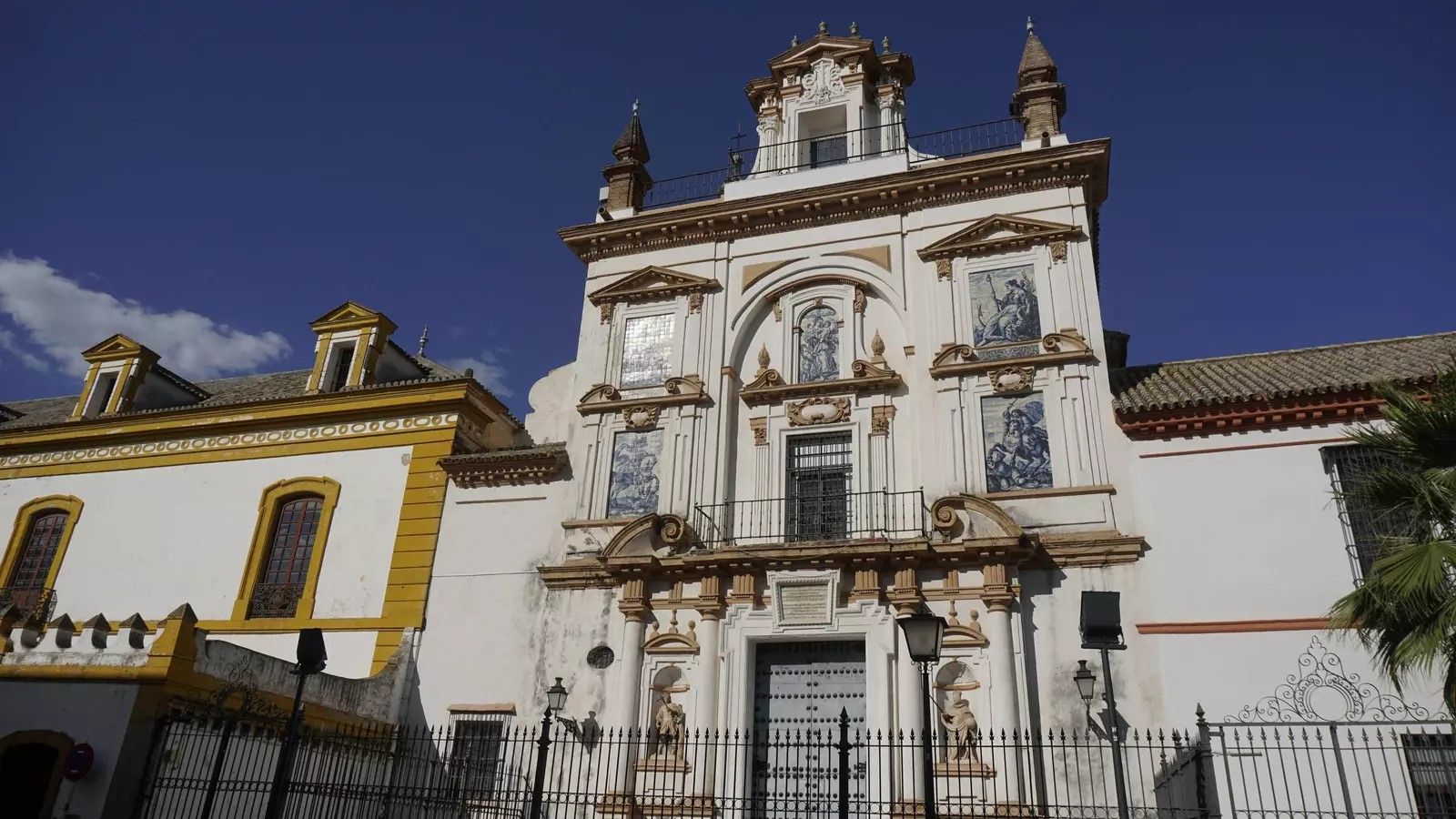 Fachada de la iglesia del Señor San Jorge del Hospital de la Santa Caridad de Nuestro Señor Jesucristo, en una imagen de archivo..