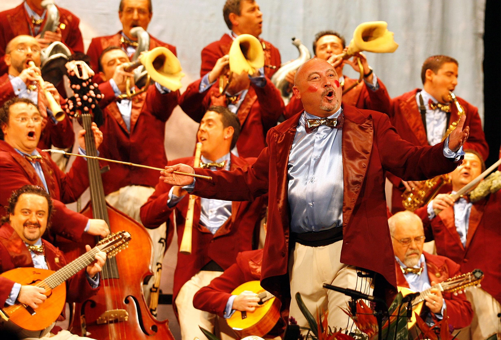 Aunque descansó en 2009, estuvo en el Falla con el coro 'La orquesta Cádiz'.