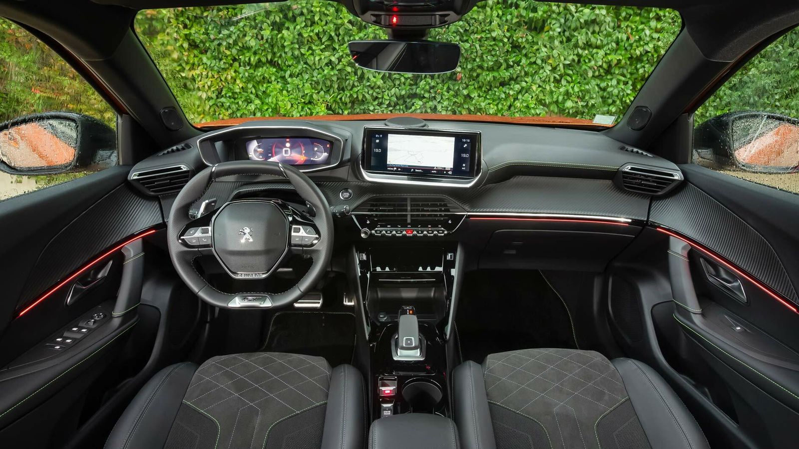 El i-cockpit estrena un nuevo cuadro digital tridimensional.