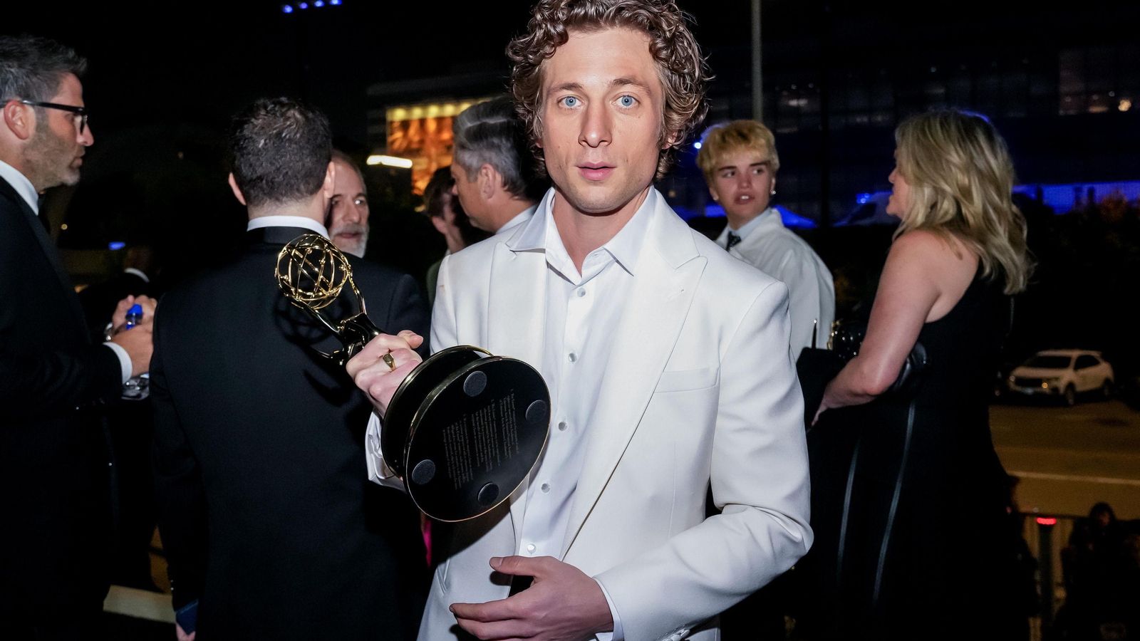 Jeremy Allen White con su Emmy de esta pasada temporada por 'The Bear' Jeremy Allen White con su Emmy de esta pasada temporada por 'The Bear'