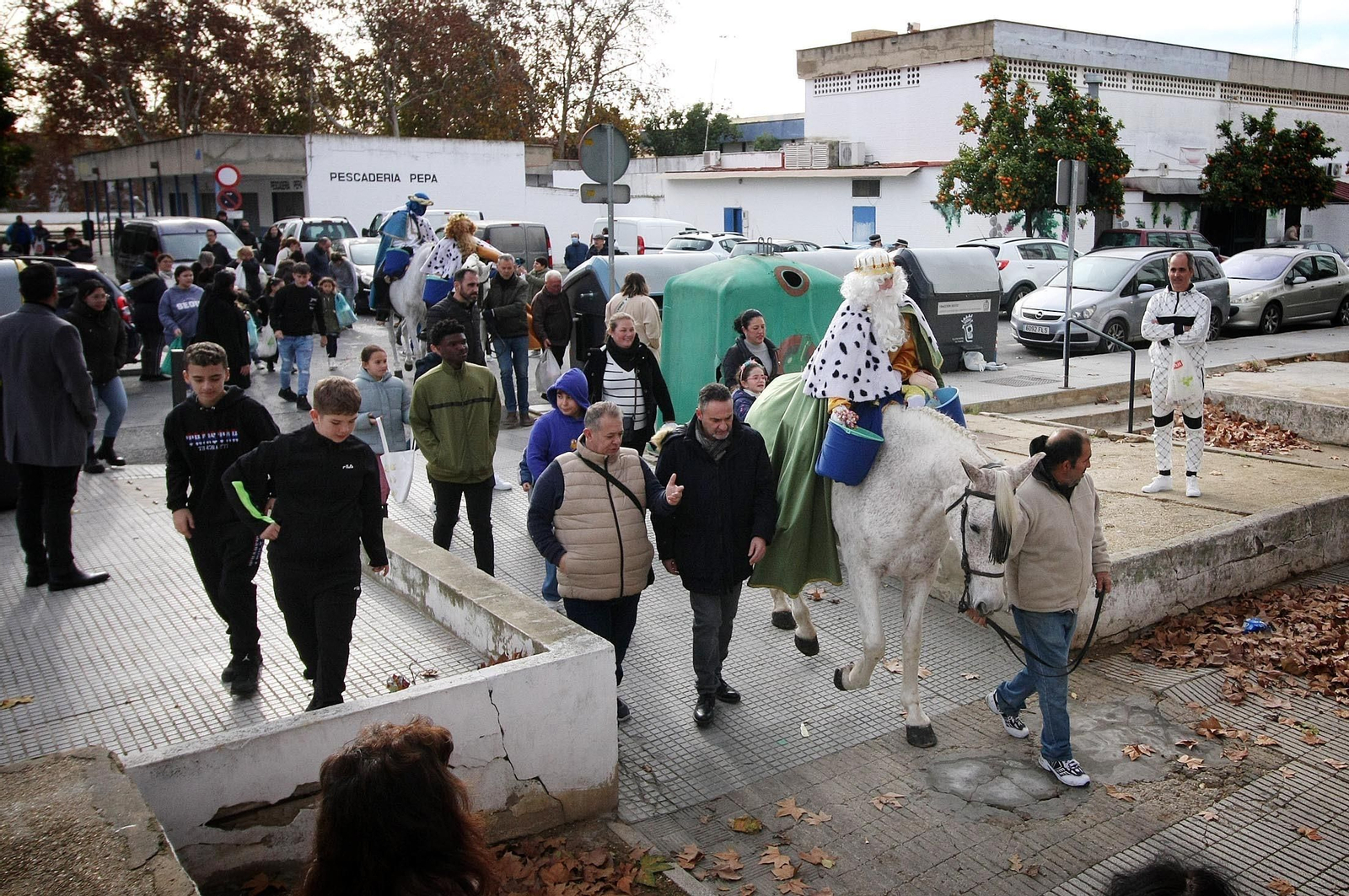 Imágenes de los Reyes Magos en la barriada de la Hispanidad