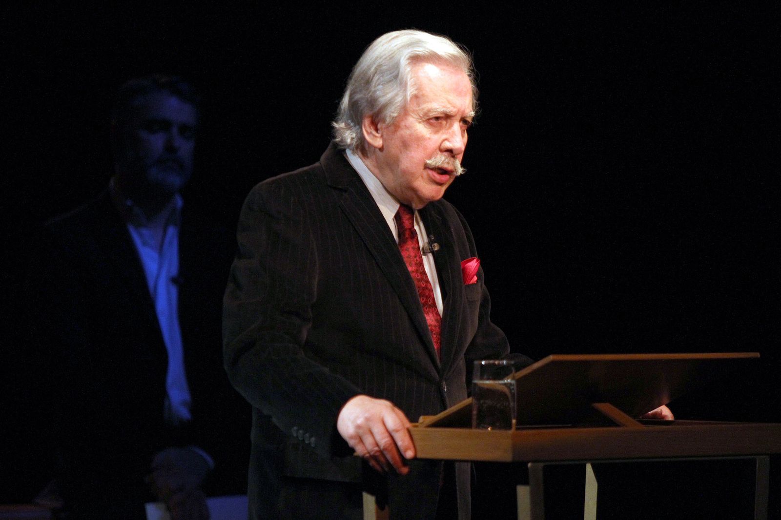 Inauguración del ciclo 'La lengua viaja a América', enmarcado en el 525 Aniversario del Encuentro entre dos Mundos