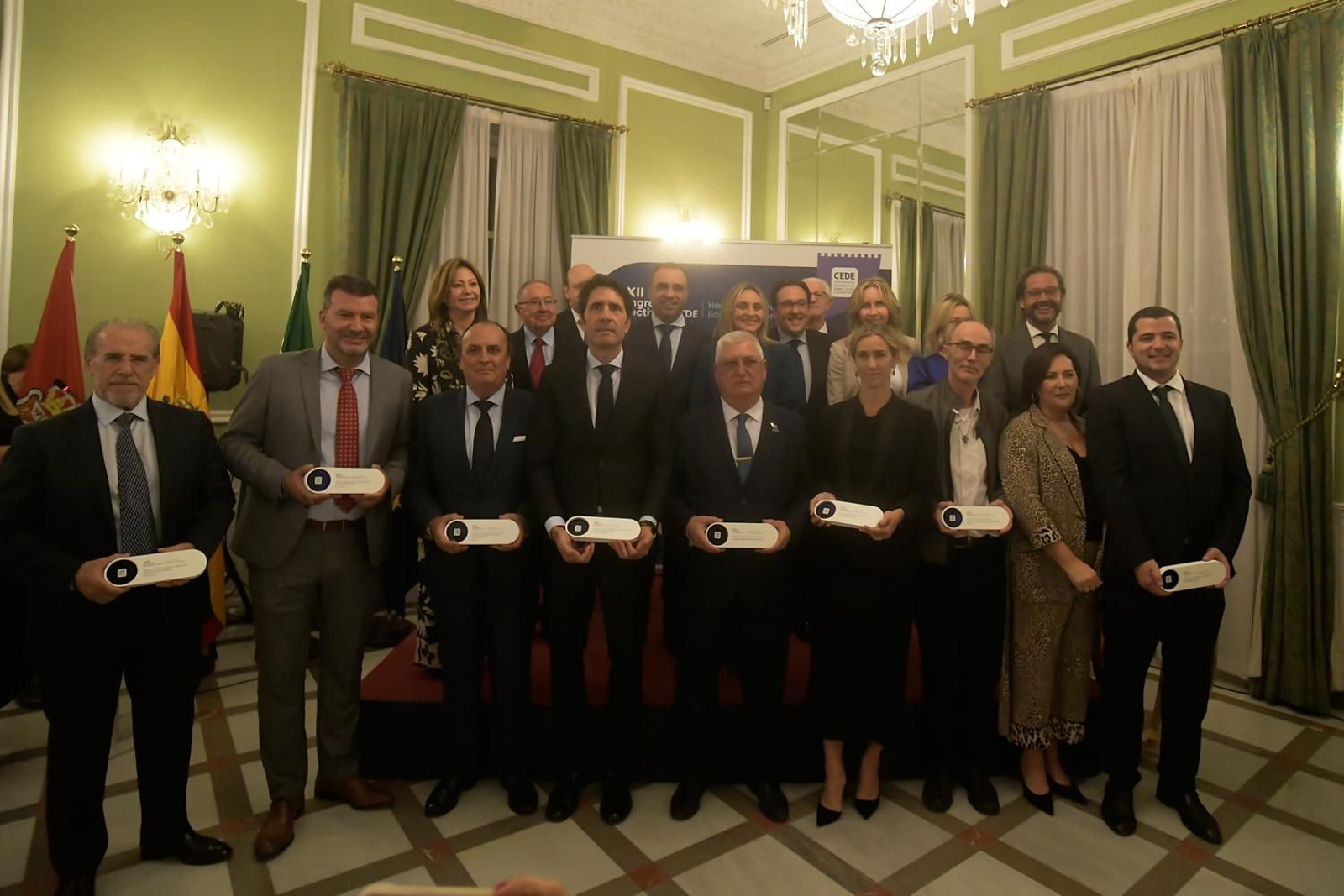 Las mejores imágenes de la entrega de premios de la Fundación CEDE a empresas y directivos en Granada