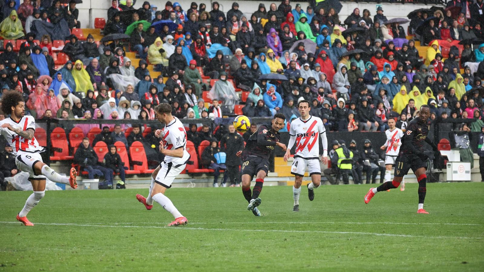 Rayo Vallecano -  Sevilla FC: todas las fotos del partido de Liga