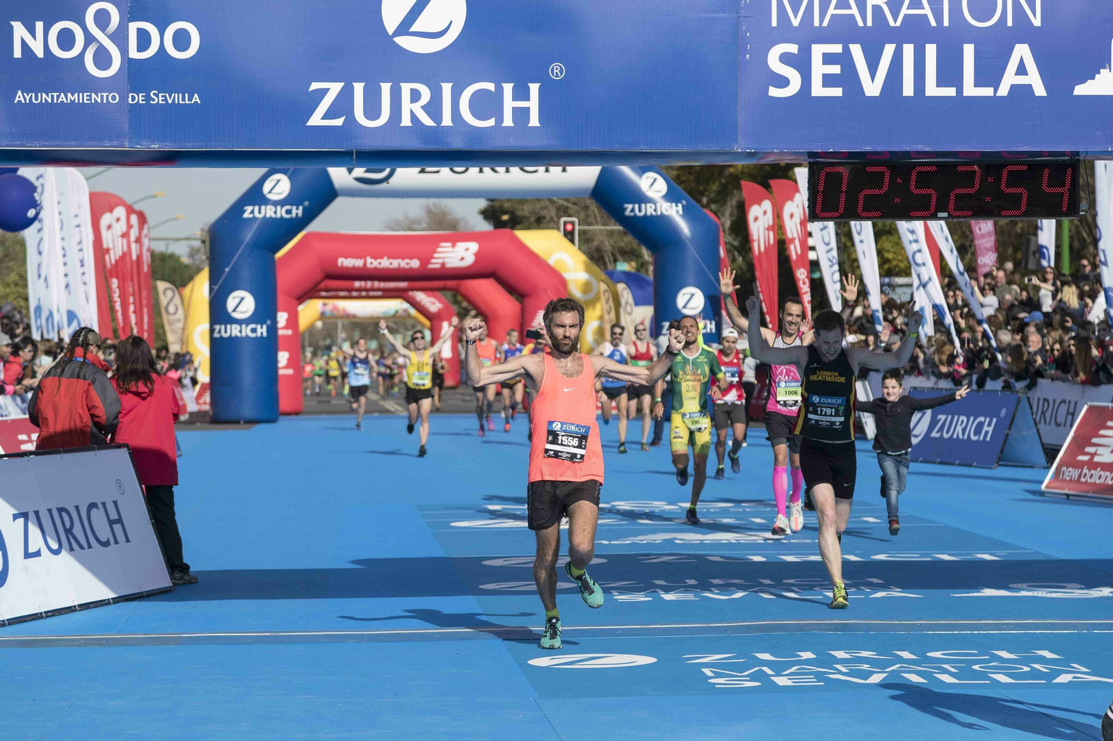 ¿Has hecho el Maratón de Sevilla 2019? Búscate en nuestra galería de fotos