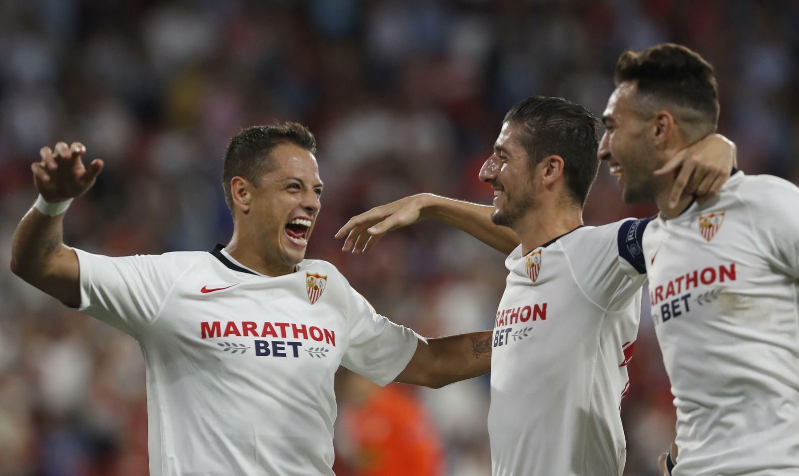 Las fotos del Sevilla-Apoel