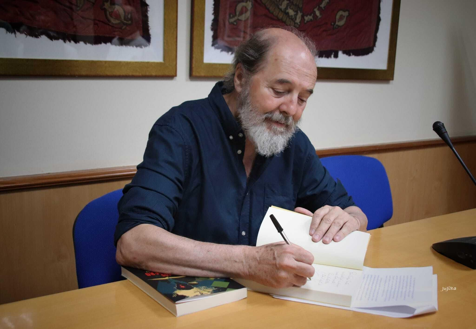 Fernando de Villena presenta su última novela: ' Cuatro casos de Damián Cubero'