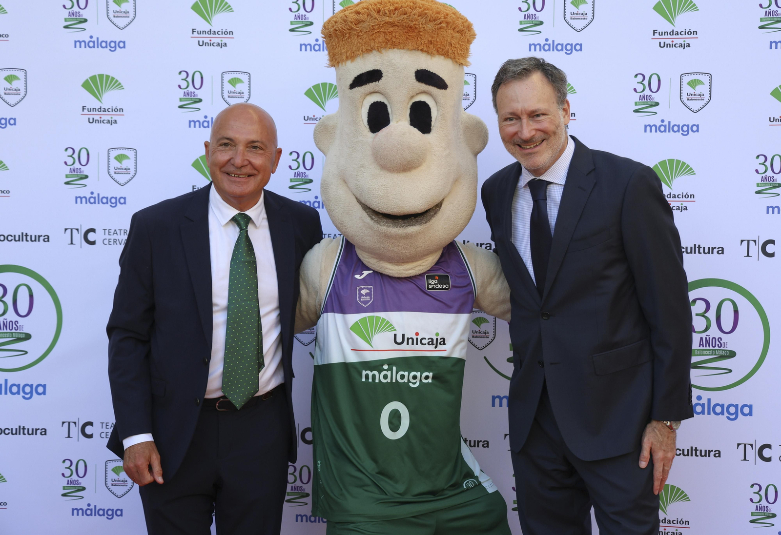 La gala del 30 aniversario de la unión Caja de Ronda-Maristas, en fotos