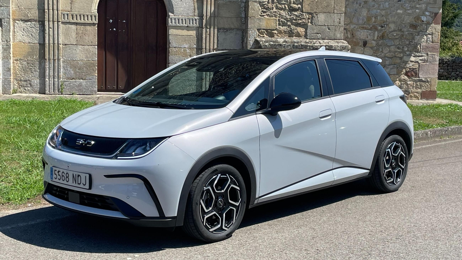 BYD Dolphin, ahora más rápido en la carga y más sólido en la carretera