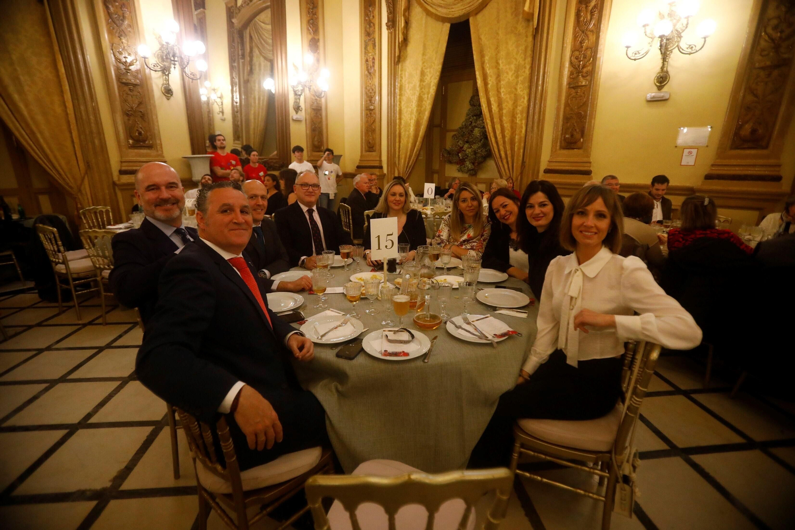 La comida benéfica de la Fundación Bangassou en Córdoba, en imágenes