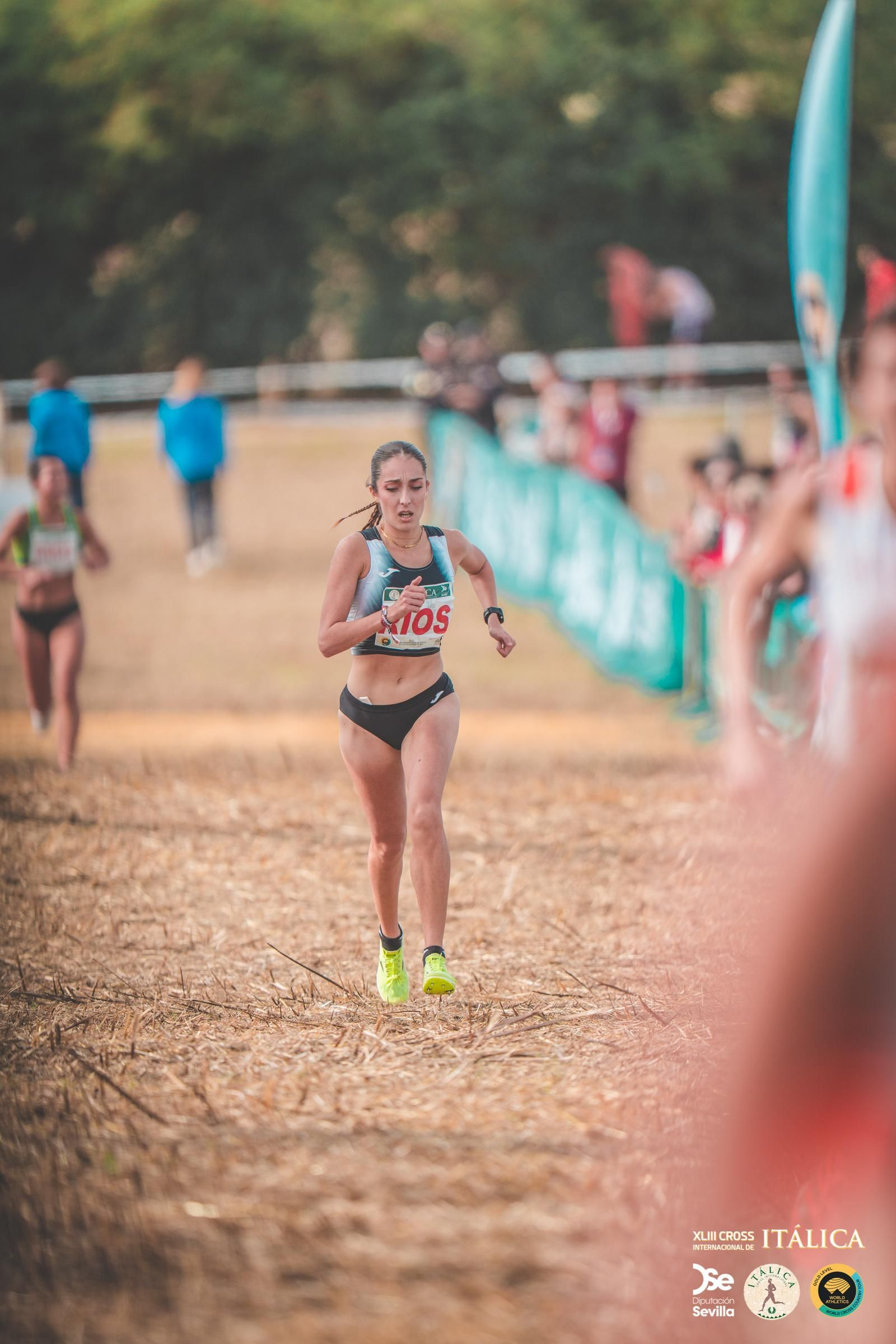 Búscate en las fotos del Cross de Itálica 2025 | 11