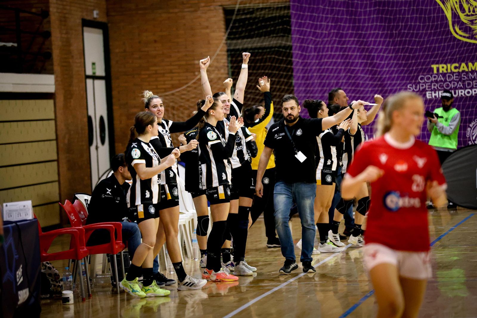 Costa del Sol-Valur: Todo se jugará en Islanda (25-25)