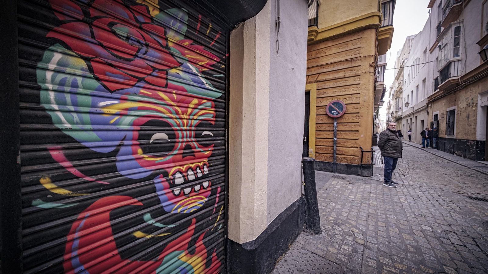 Convertir locales comerciales vacíos en casas no siempre es viable. En la imagen, antiguo local del Santa Catrina, que acaba de mudarse