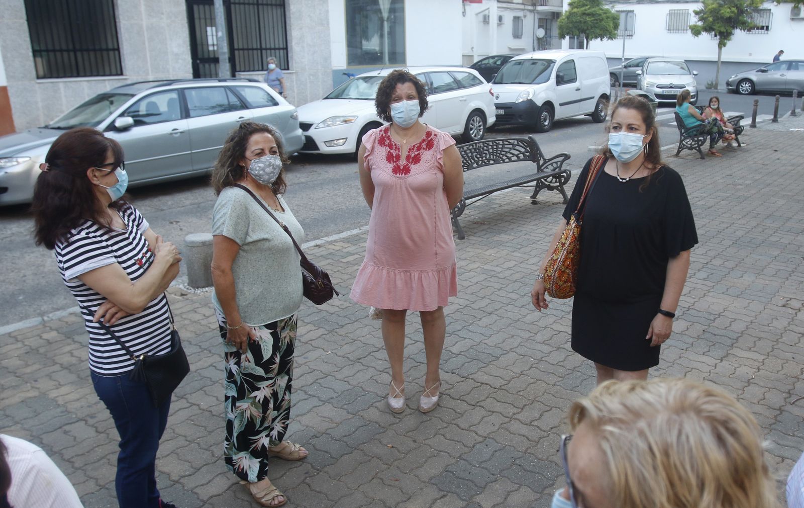 Un recorrido por el barrio de Sagunto en Córdoba, en fotografías