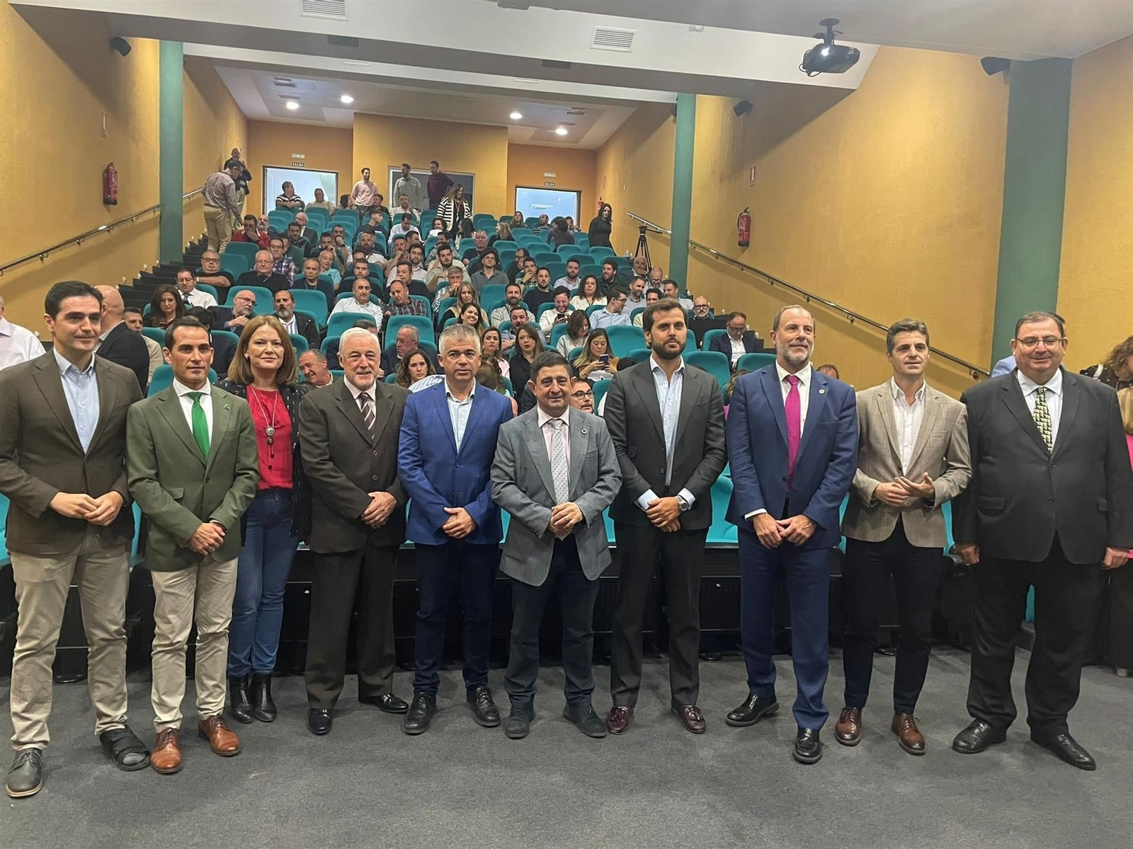 Autoridades que participaron en el veinte aniversario de Andaltec.