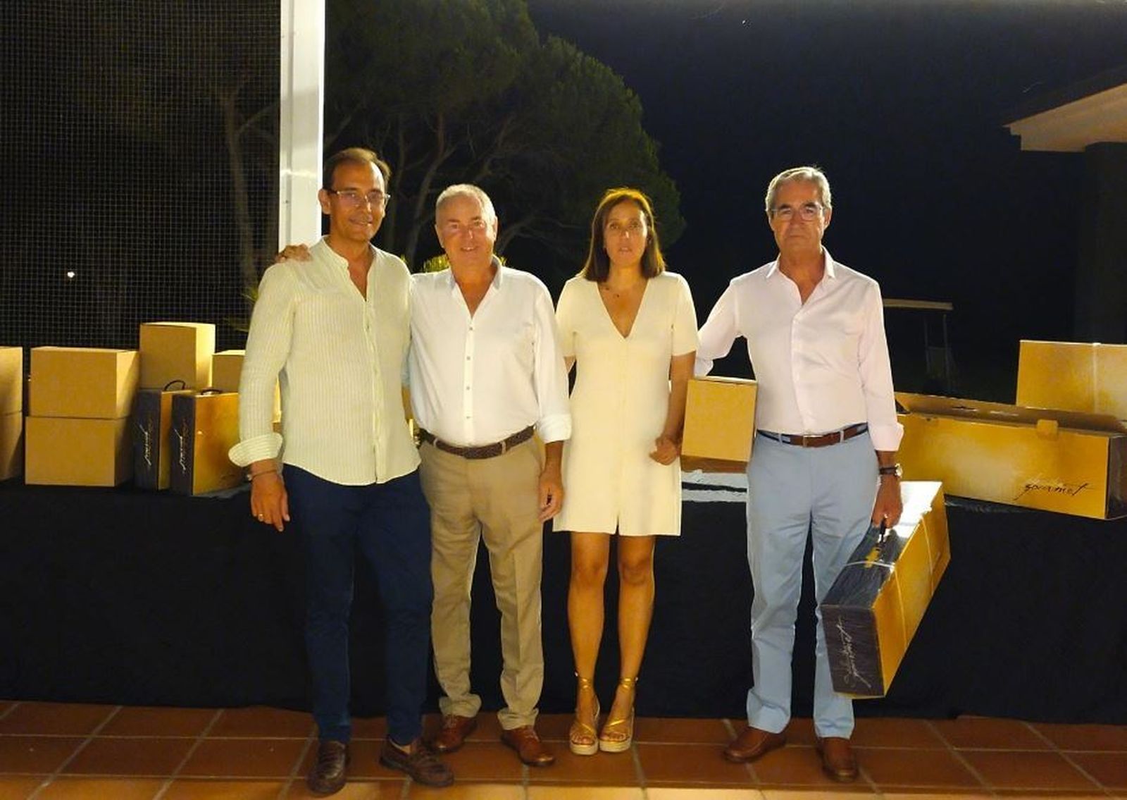 Antonio Robledo, subdirector del Club; Jorge Vizcarrondo; Odalis Gómez, responsable de Torneos, y José María Silva.