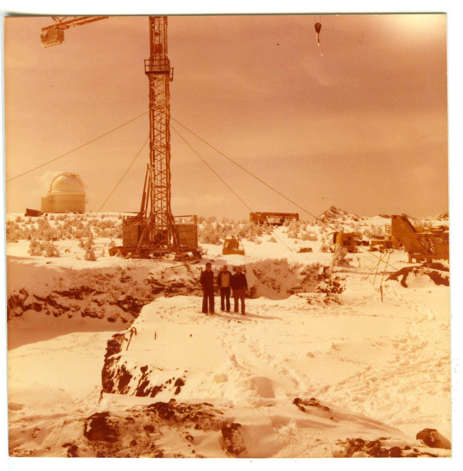 Excavación para el edificio del telescopio de 1,5 m.