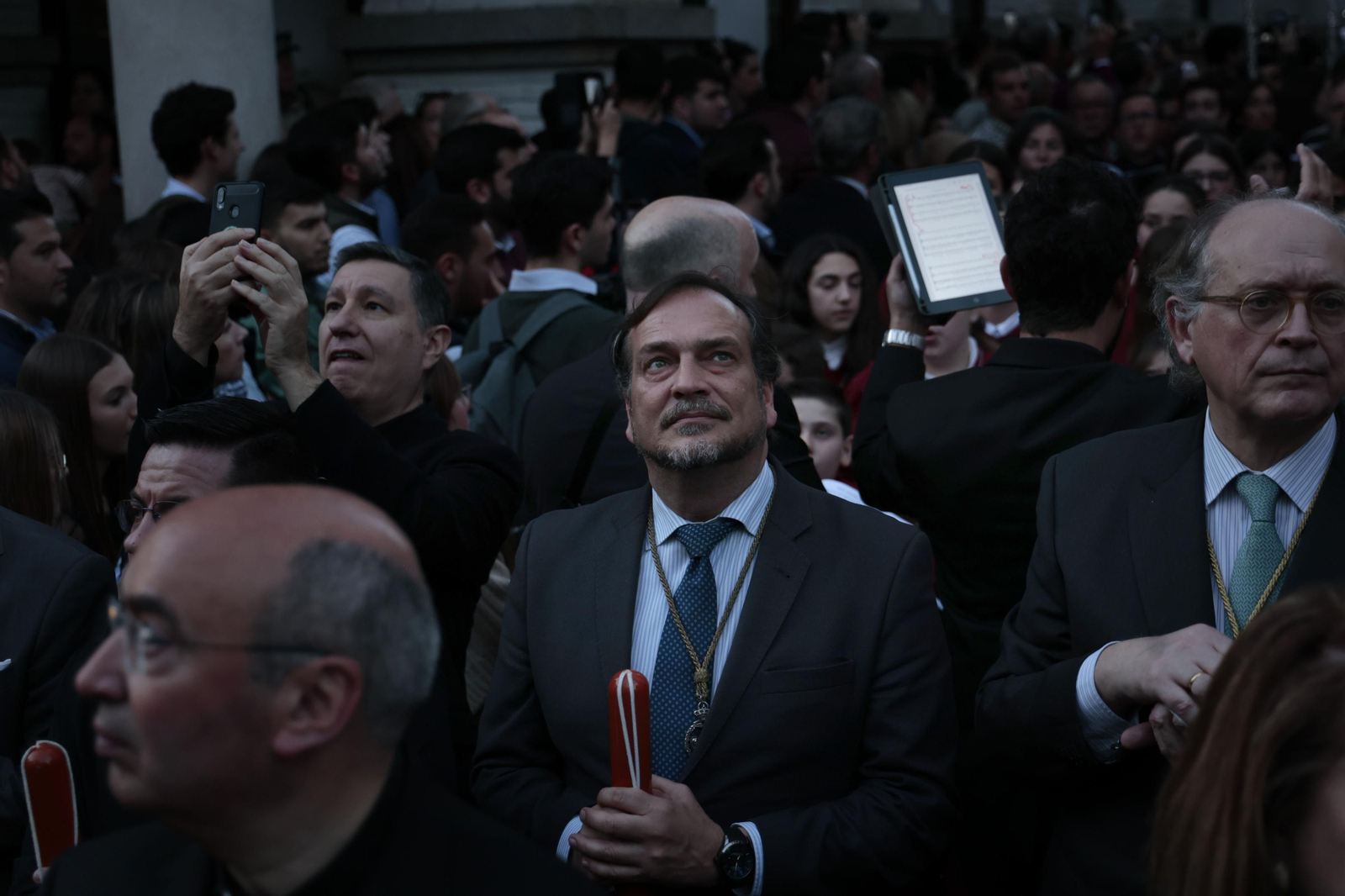 Las imágenes del viacrucis de las cofradías 2024