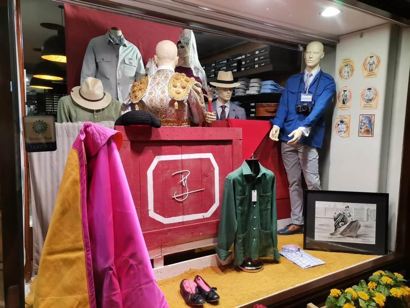 Escaparate ganador de la tienda Pedro Jiménez Moda.