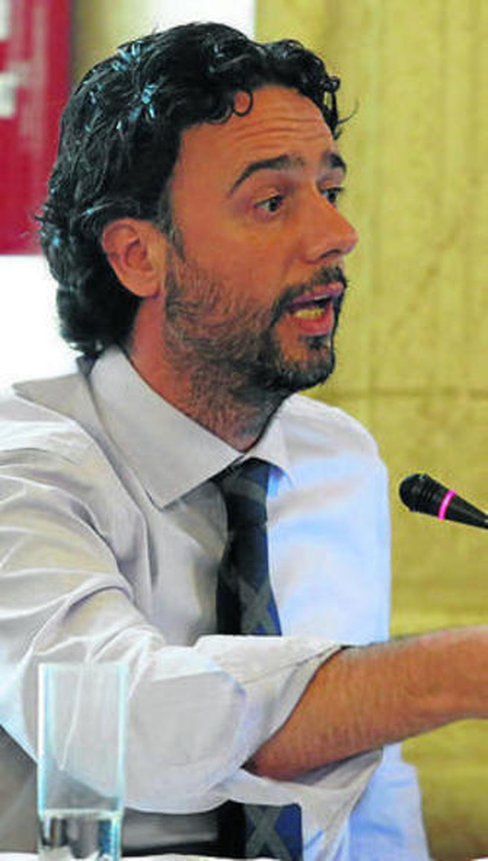 Raúl Jiménez, este jueves.