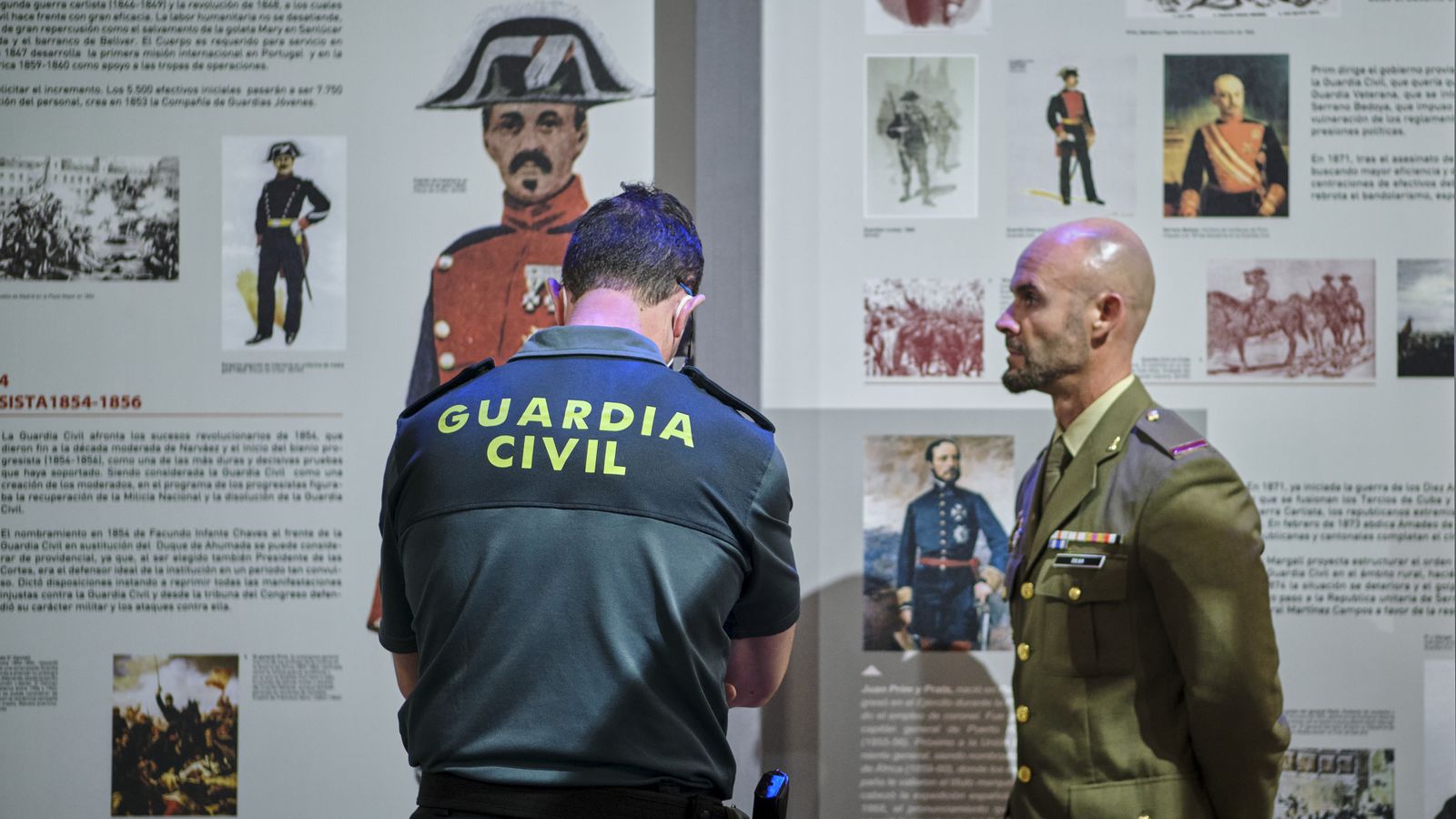 Las imágenes de la la exposición 'La Guardia Civil al servicio del ciudadano'