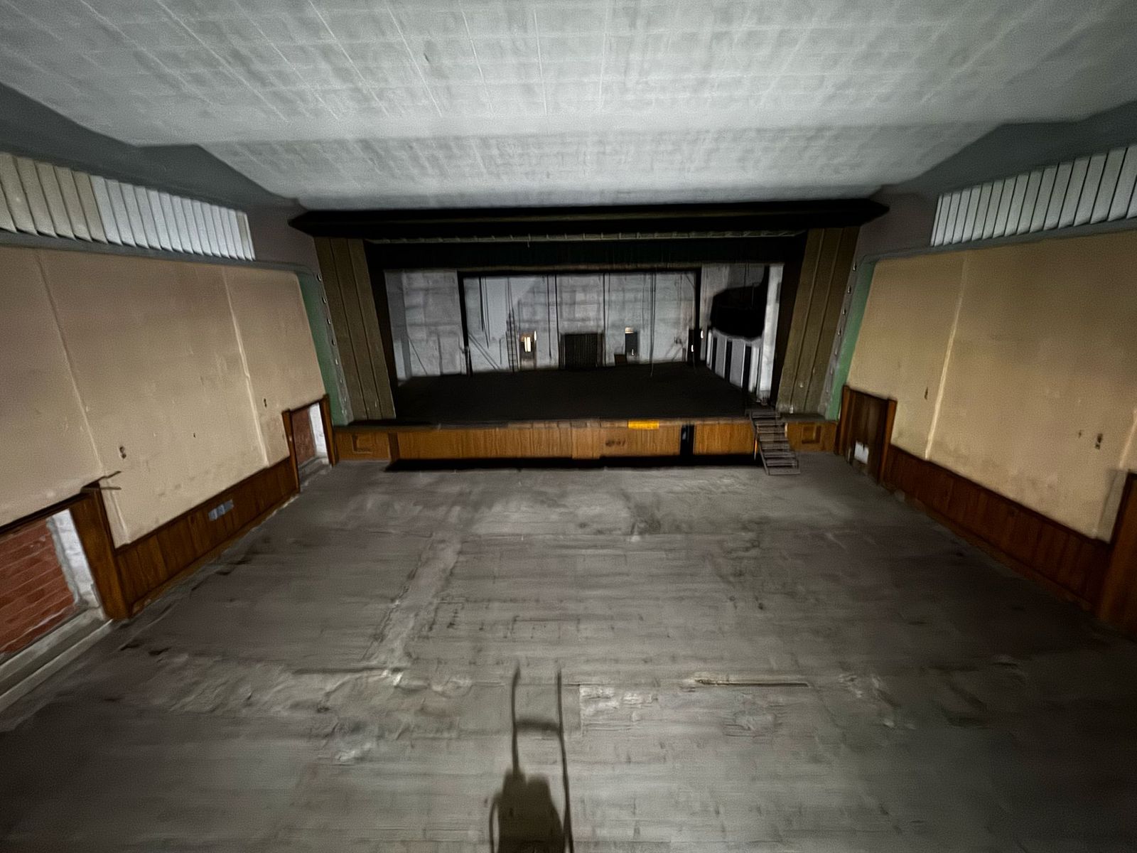 Todas las imágenes de las entrañas del histórico Coliseo Viñas de Motril