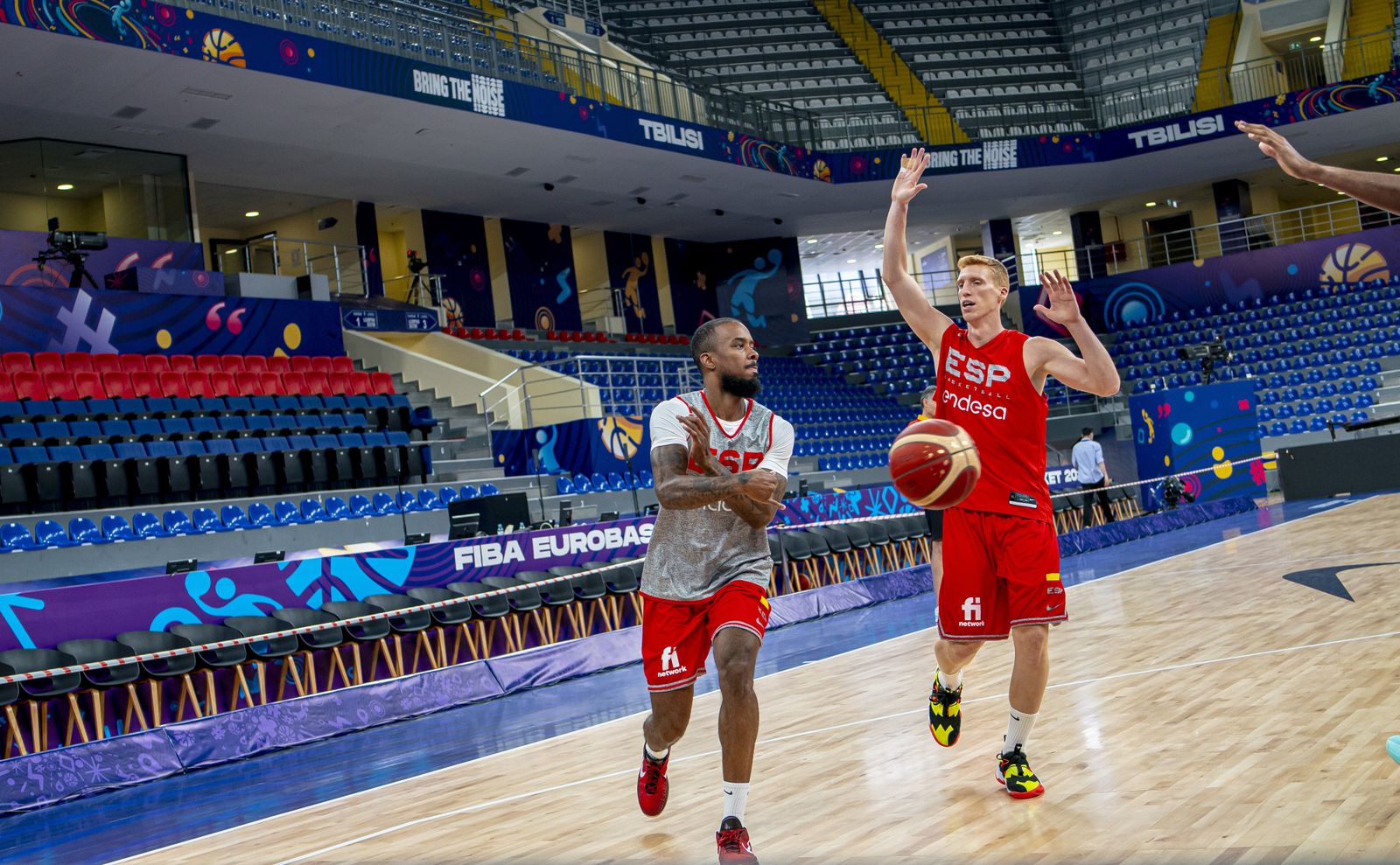Alberto Díaz y Brizuela ya están con España en Tbilisi, en fotos
