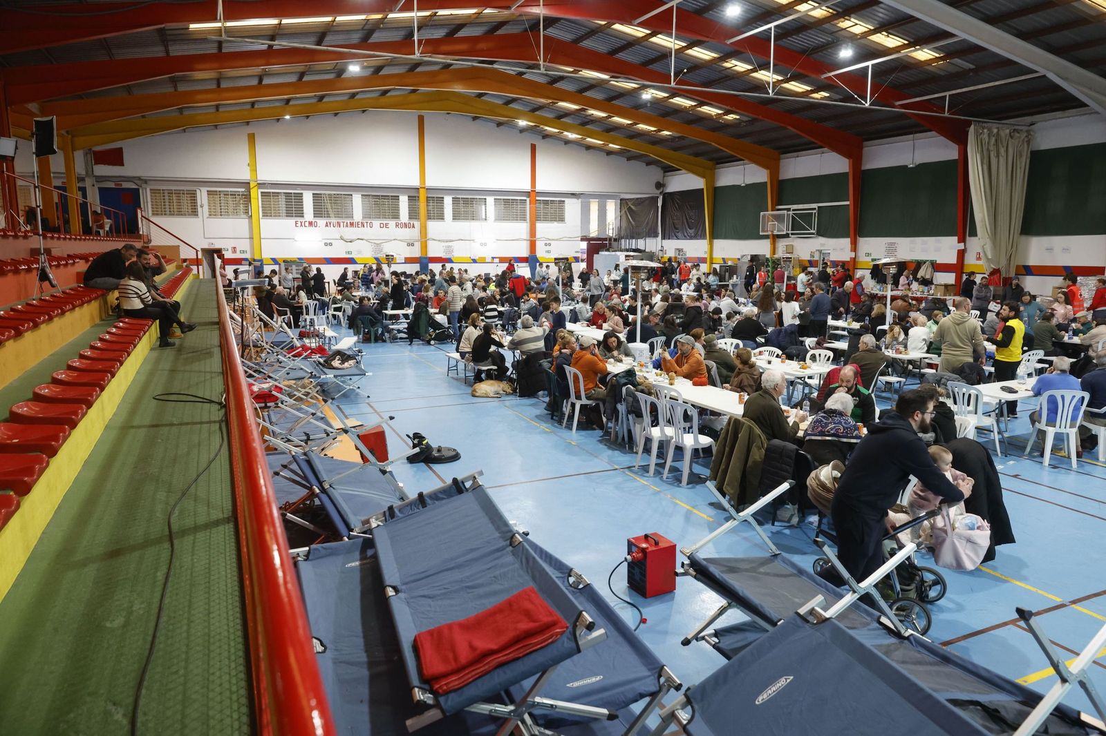 Desalojados acogidos por el Ayuntamiento de Ronda.