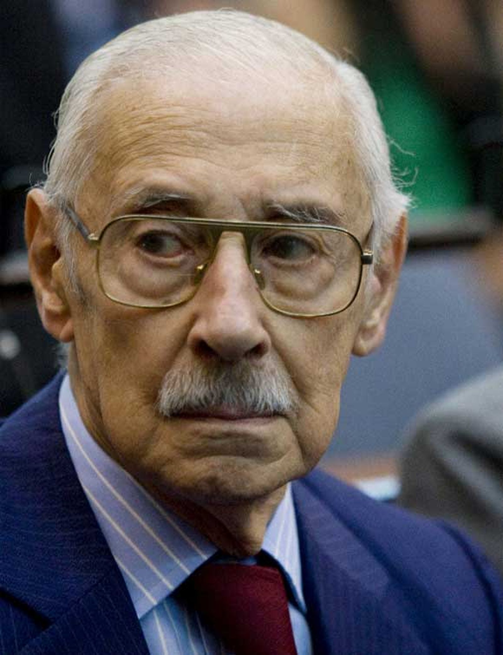 La autopsia dice que Videla murió al caerse en el baño