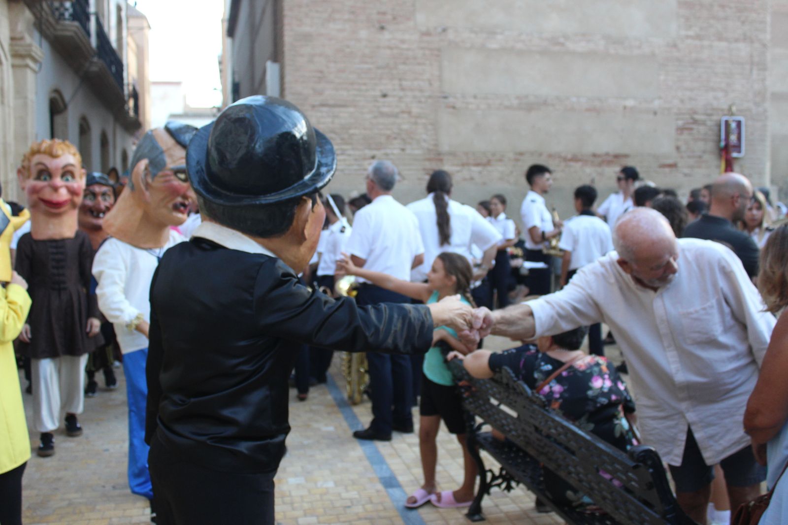 Los Gigantes y Cabezudos de Vera, en imágenes