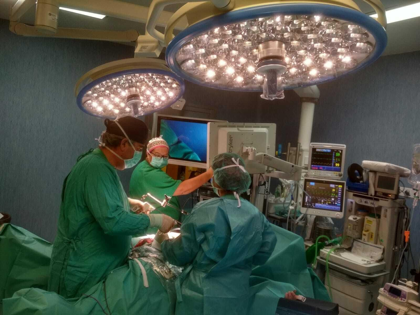 Operación en el Infanta Elena.