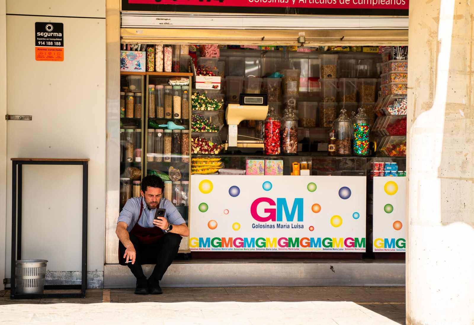 Así se vivió el apagón en las calles de Huelva, en imágenes