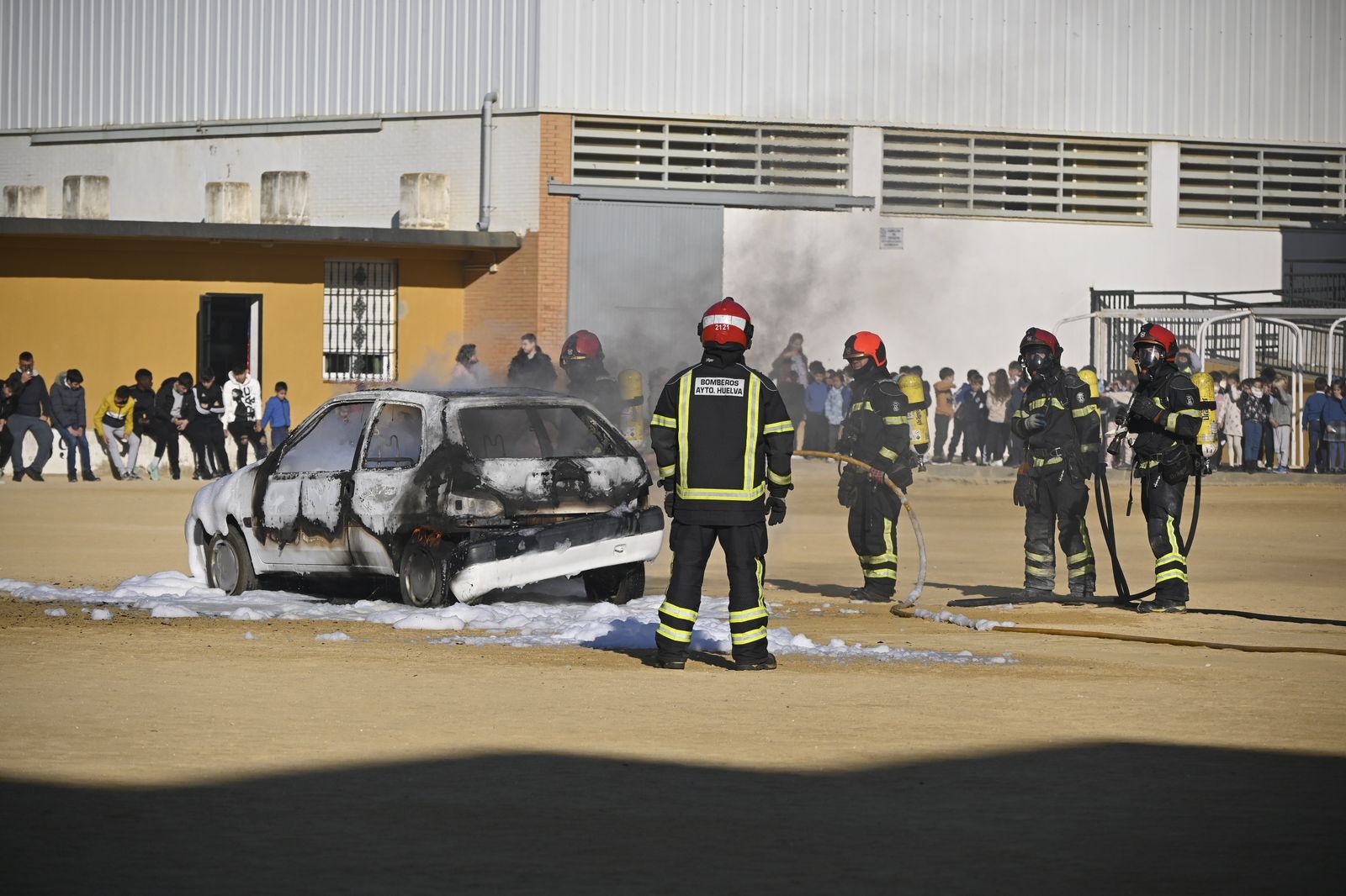 Imágenes del simulacro de incendio en el Funcadia