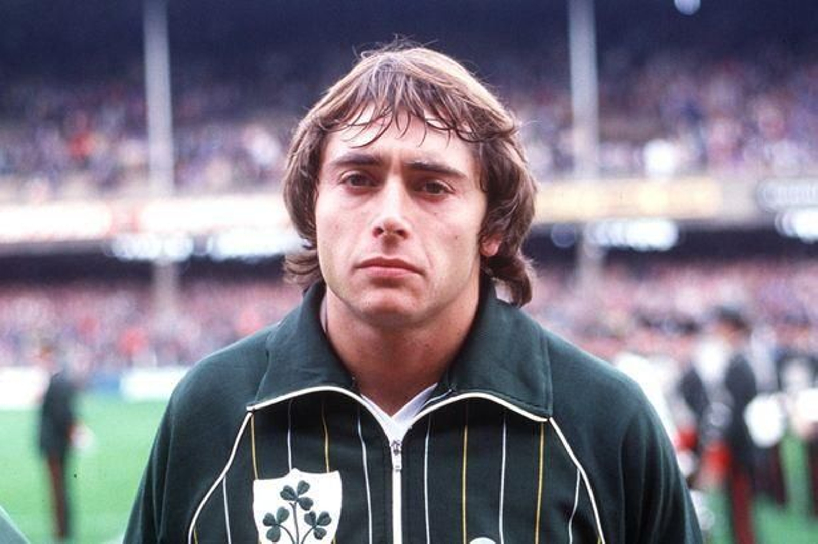 Michael Robinson con la selección de Irlanda