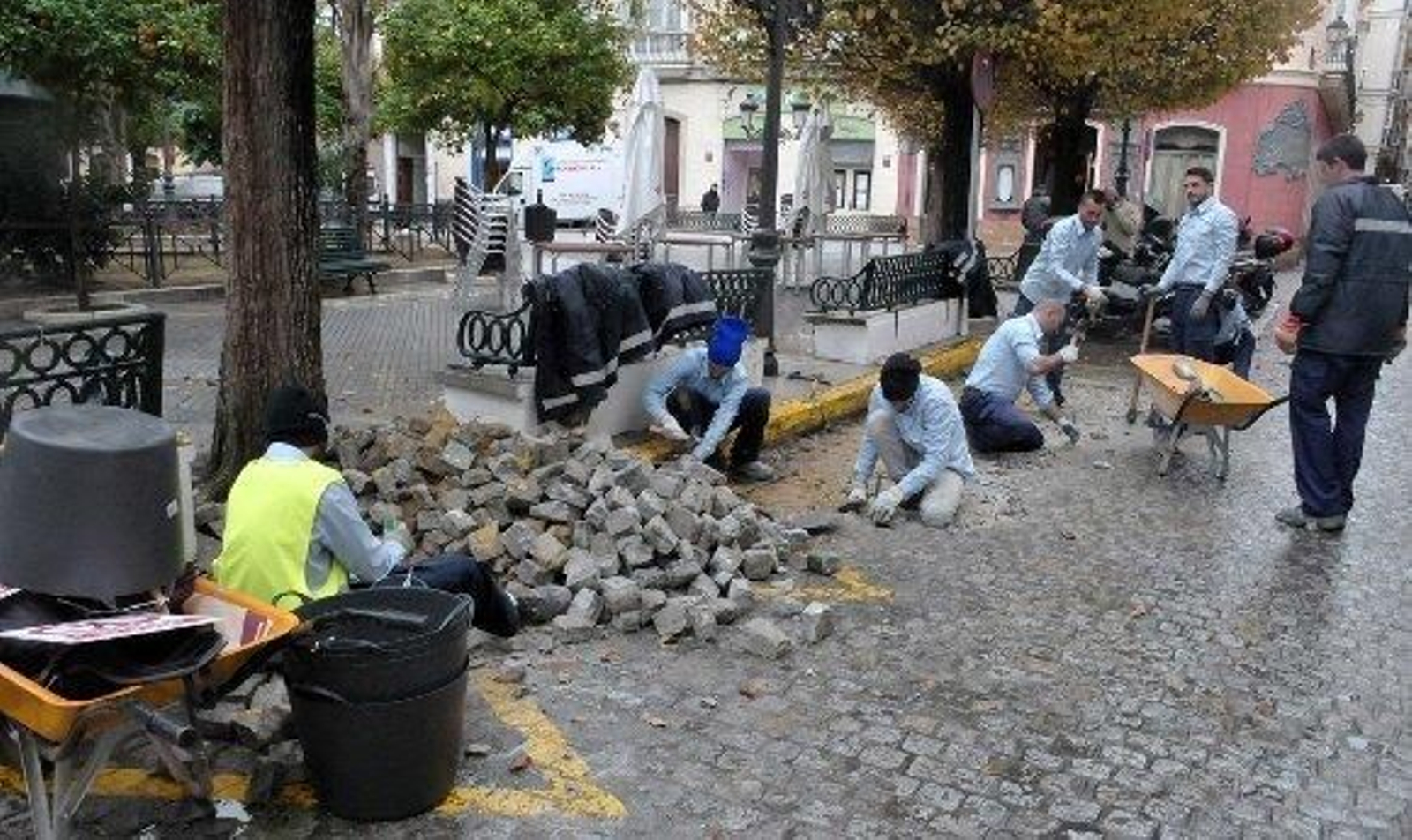 Los programas Emple@ Joven y Emple@ 30+ mejoran distintas zonas de la ciudad
