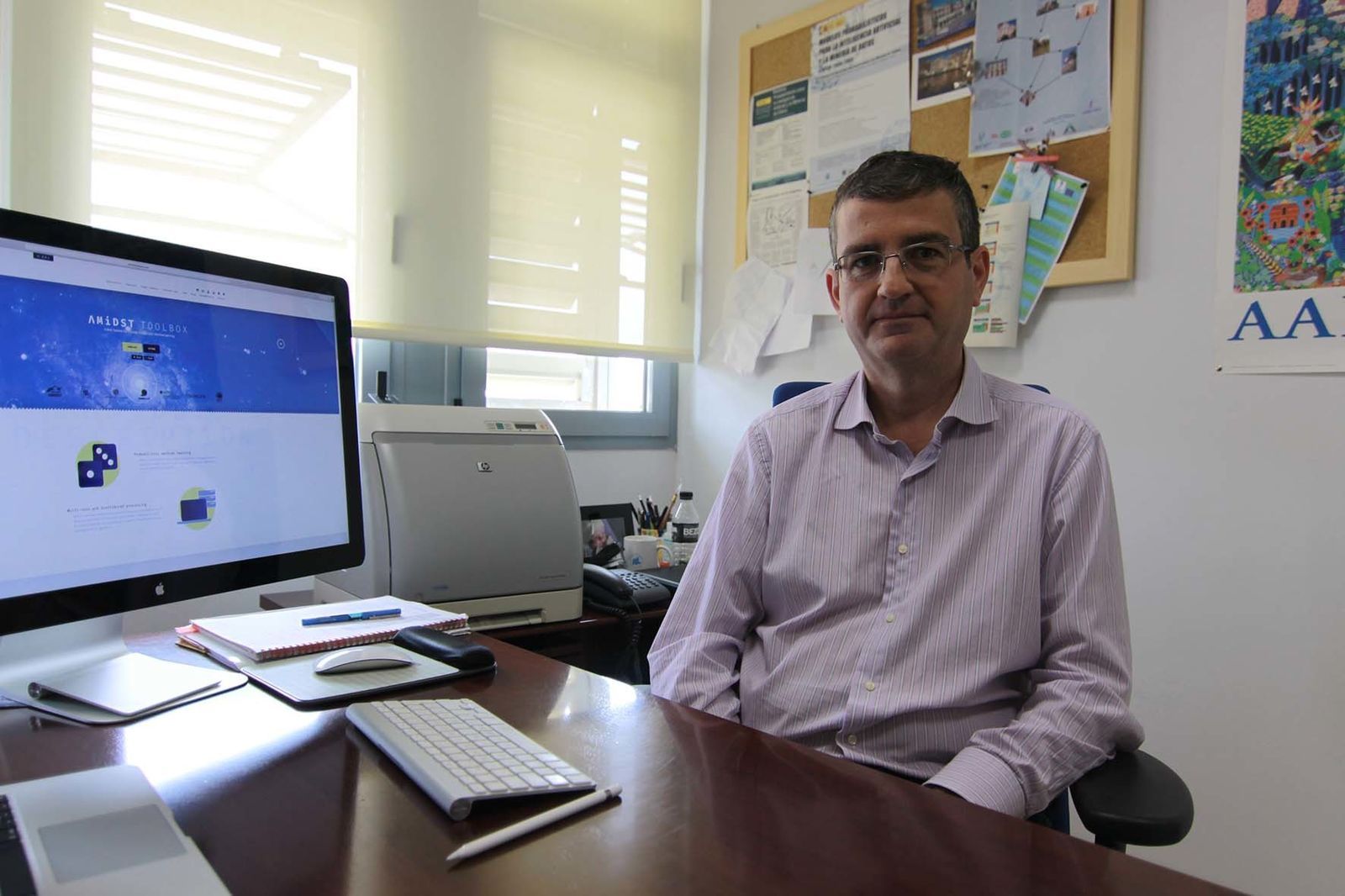 El catedrático de la Universidad de Almería, Antonio Salmerón, desarrollador del proyecto.