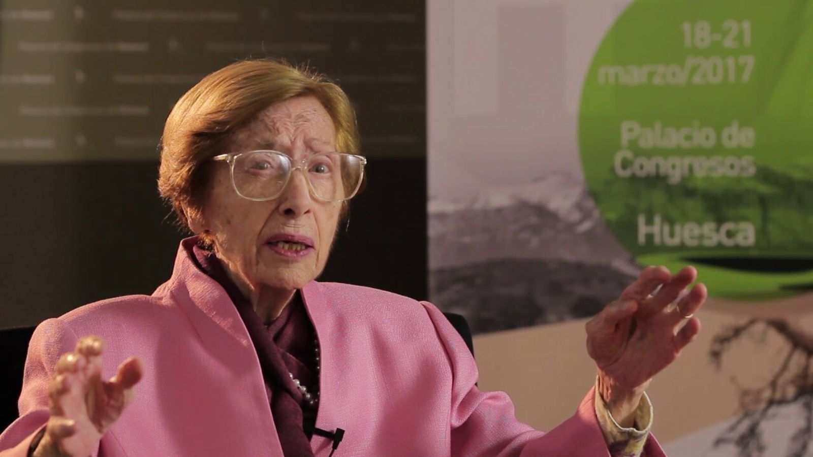 Maruja Callaved  fue una realizadora de televisión española.