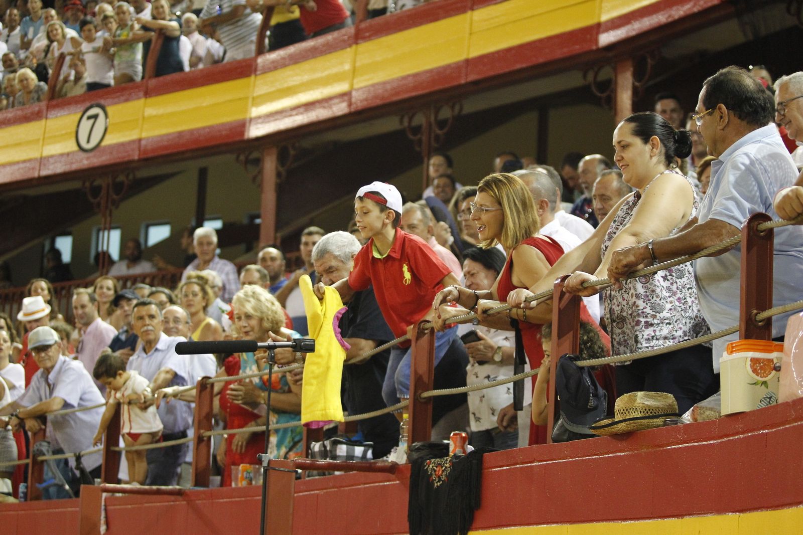 Fotogalería corrida de toros Roquetas de Mar. El Fandi, Castella, Cayetano.