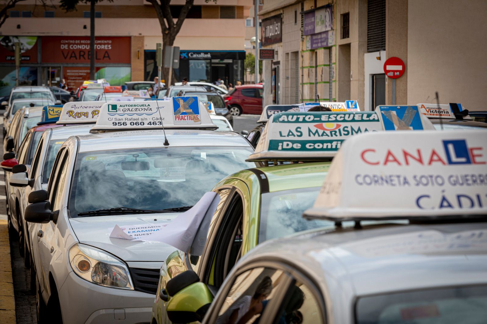 Cararavana-Protesta de las autoescuelas en Cádiz