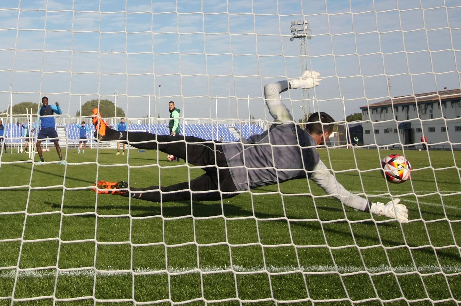 Entrenamiento del Recreativo de Huelva en imágenes