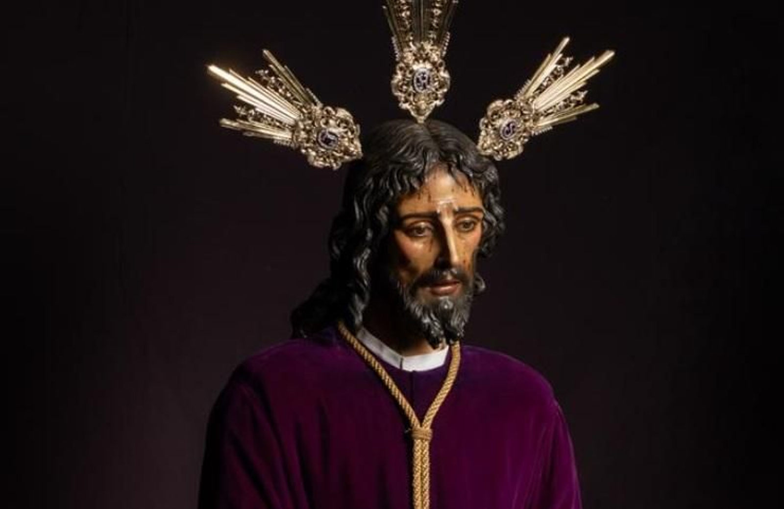 El Cautivo, repuesto ya al culto tras la intervención de Aguado