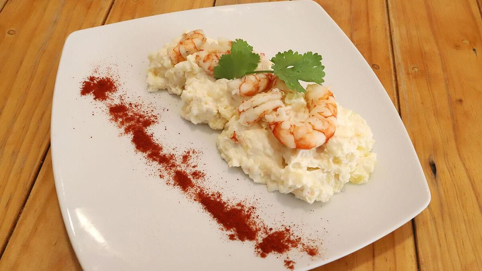 Ensaladilla de gambas Ensaladilla de gambas