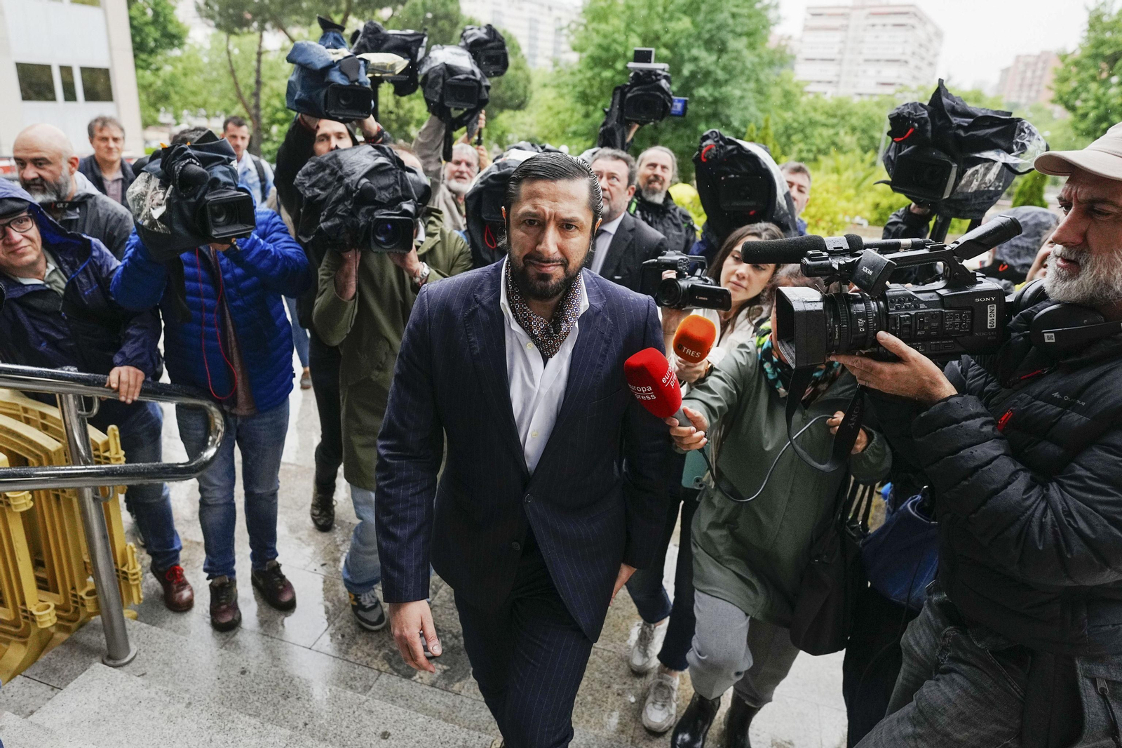 Rafael Amargo queda en libertad hasta que haya sentencia