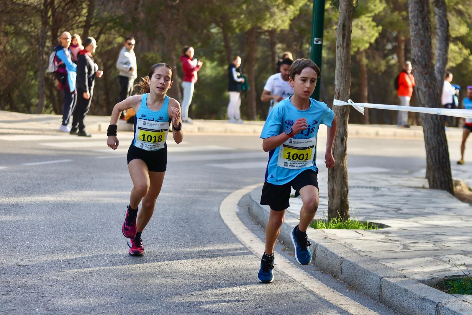 Mini Maratón Peña El Bastón: Las fotos de la prueba